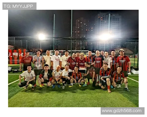 足球大牌球迷们的激情世界 揭秘明星球员背后的忠实粉丝与热爱 足球大牌球迷们的激情世界 揭秘明星球员背后的忠实粉丝与热爱